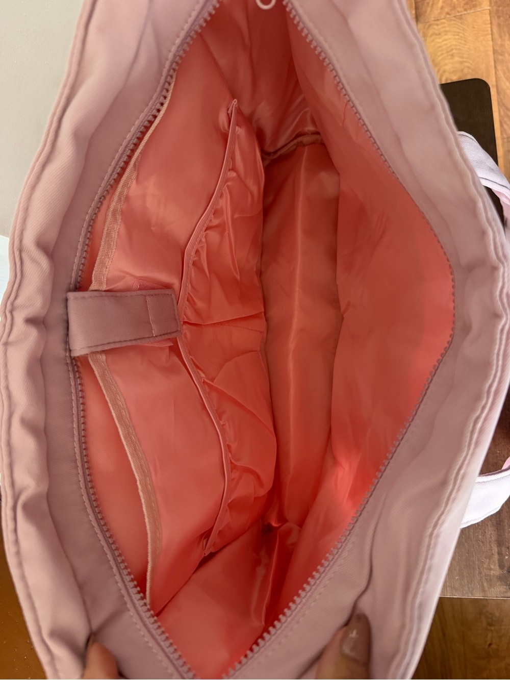 Chic Pink Tote Bag and Wallet Combo - Picture 4 of 5